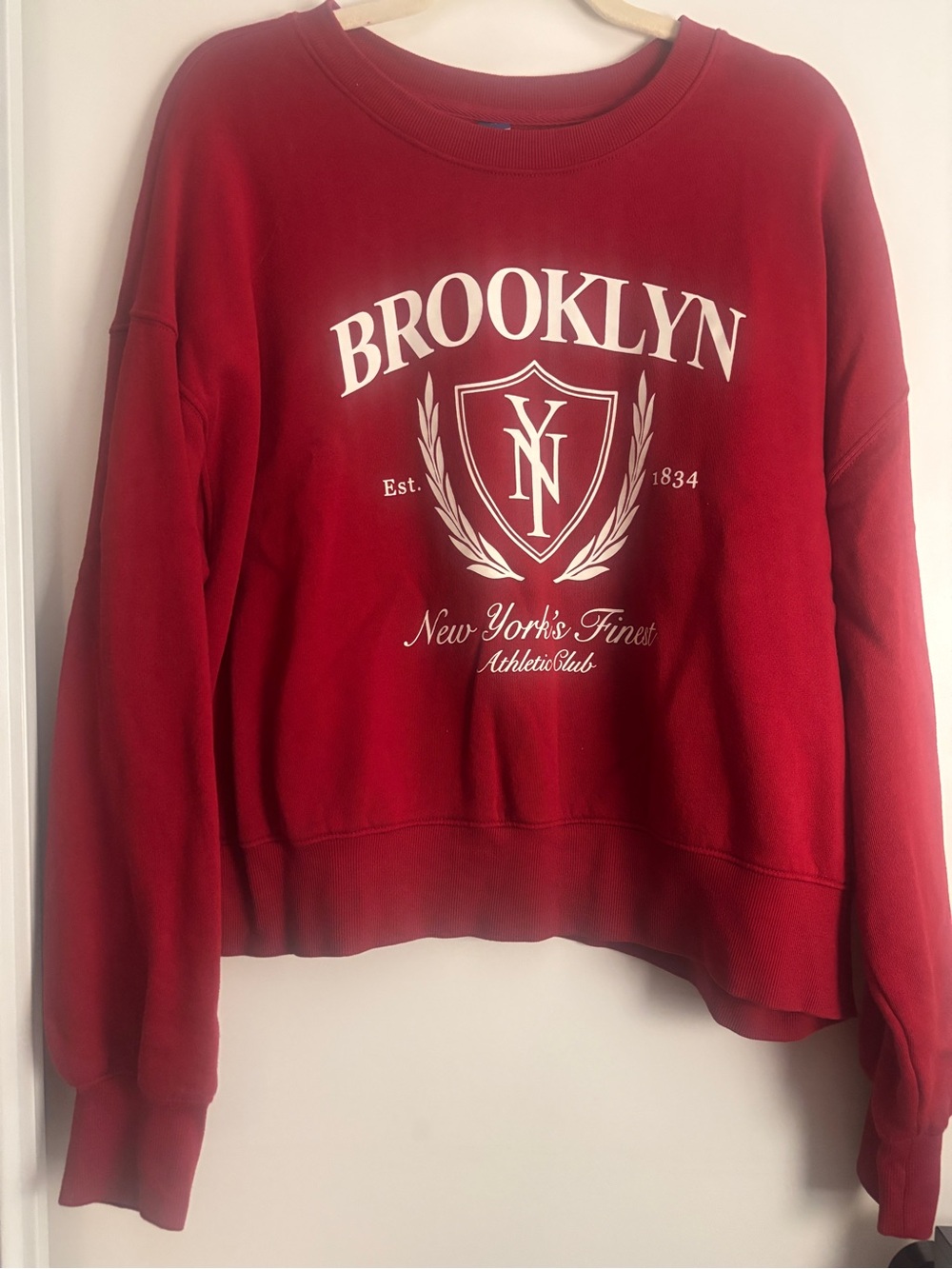 Old Navy Fleece Brooklyn Graphic Red Crewneck Sweatshirt